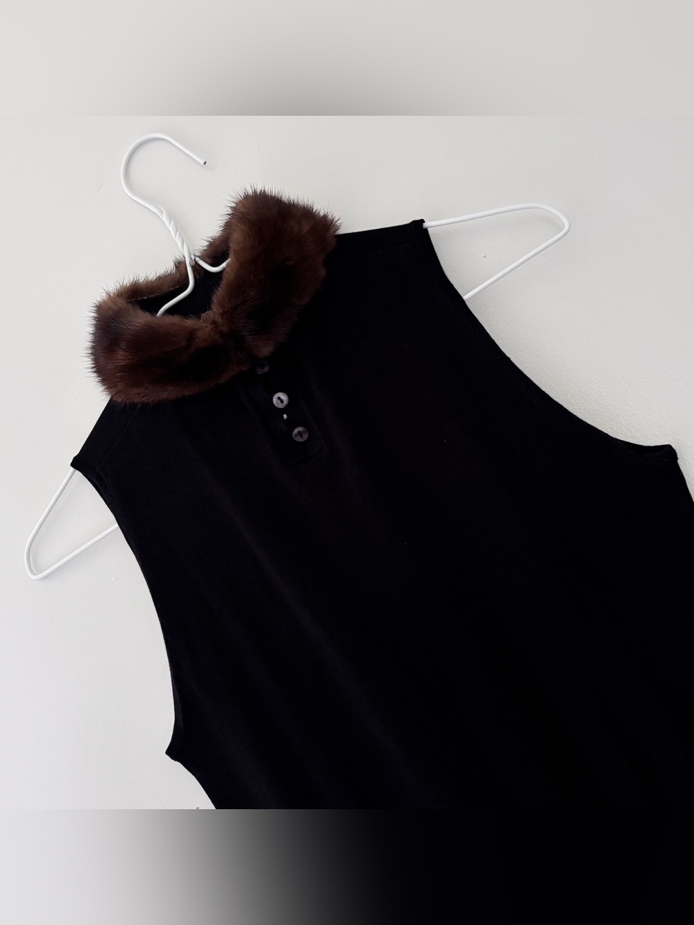 VTG Harold’s 90’s Fur Collar Tank Top - Picture 6 of 6